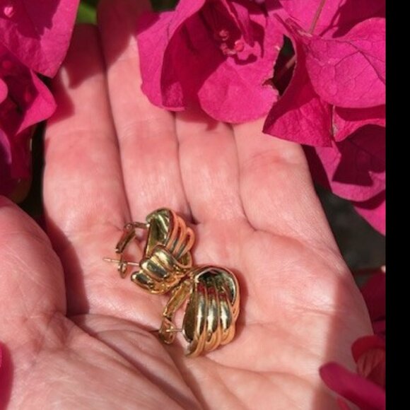 GIVENCHY Paris New York Gold Knot EARRINGS - Picture 7 of 9